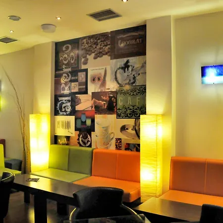 Elena Hotel Lamía